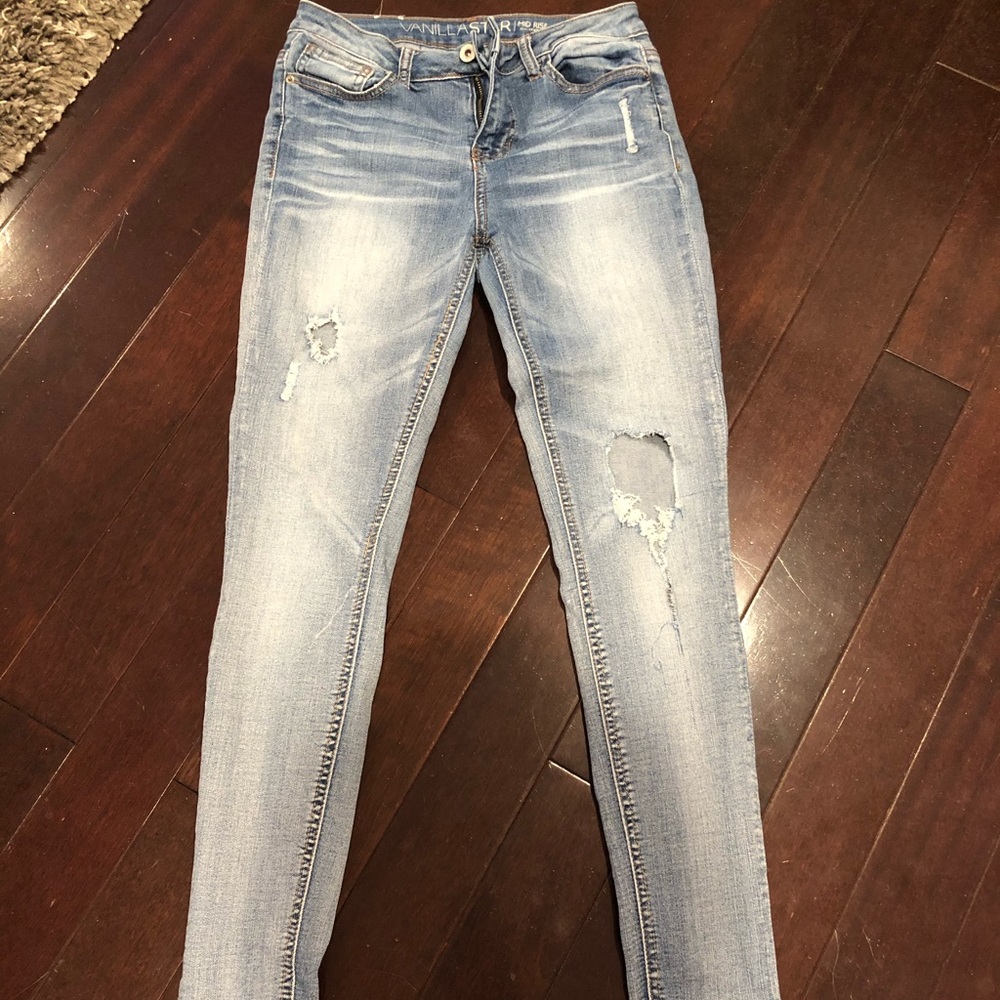 Vanilla star ripped jeans